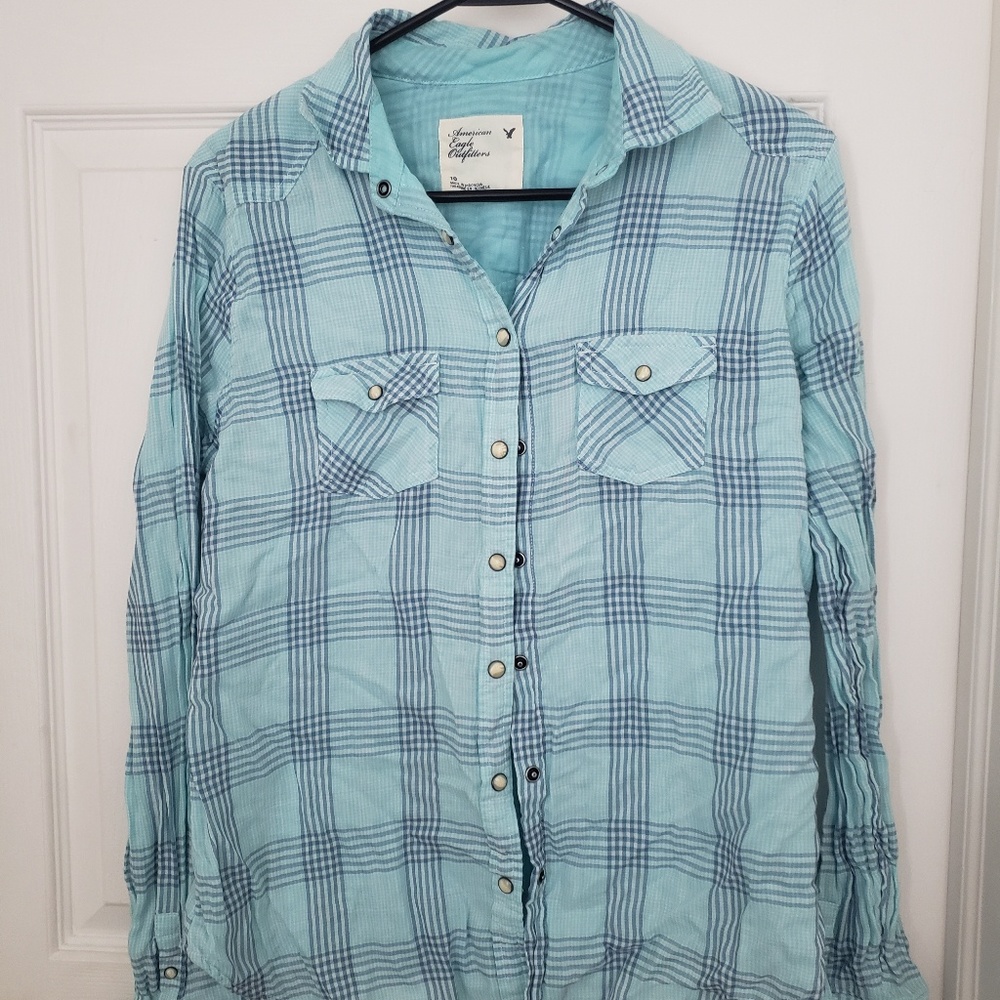 AE button up